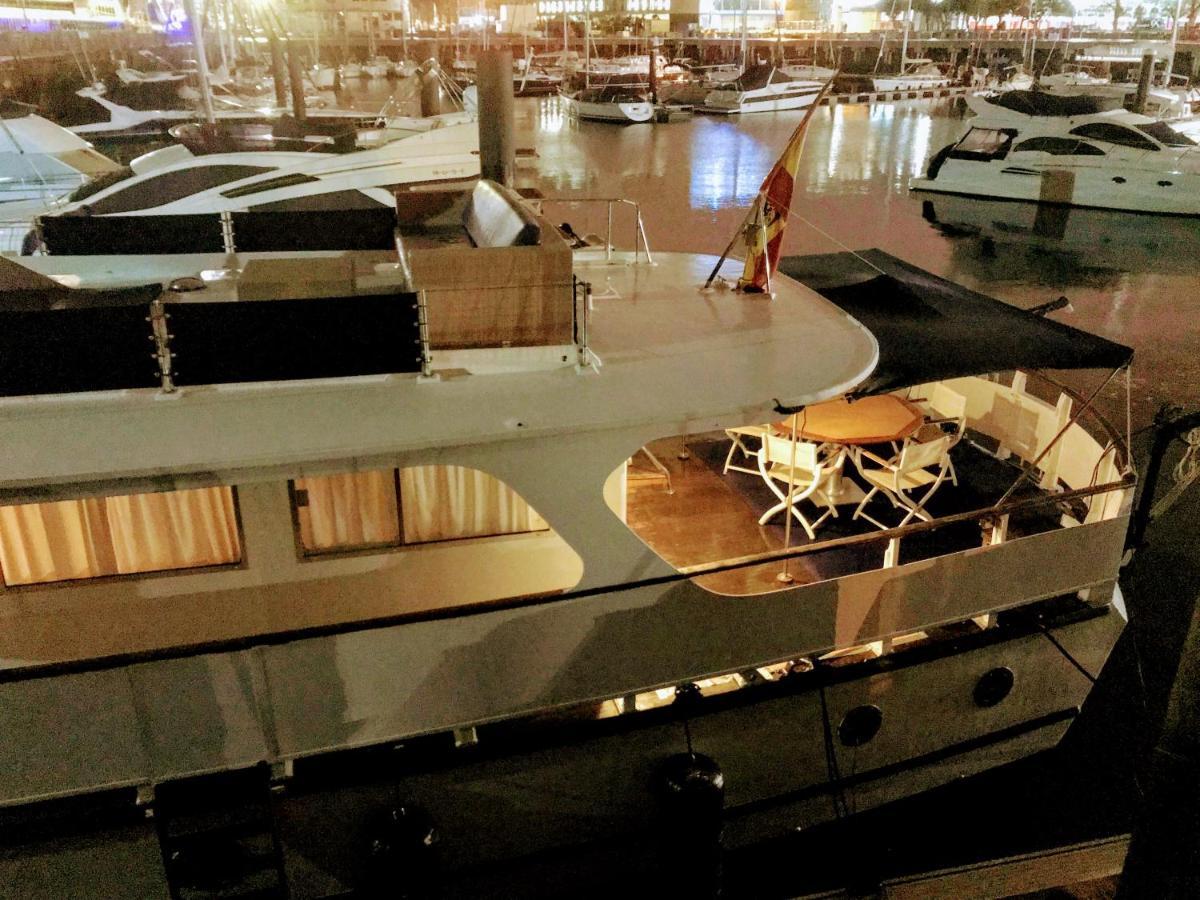 Don Maximo Hotel Vigo Kültér fotó